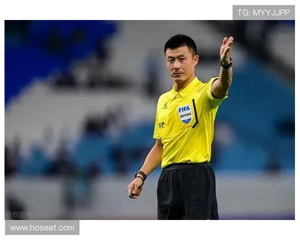 李铁红牌离场后俱乐部恐受罚 送30万给王小平求解困 李铁红牌离场后俱乐部恐受罚 送30万给王小平求解困