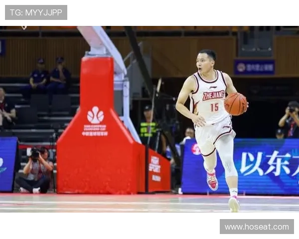 王奕博转会青岛后拿顶薪 上赛季场均6分3篮板成为核心球员