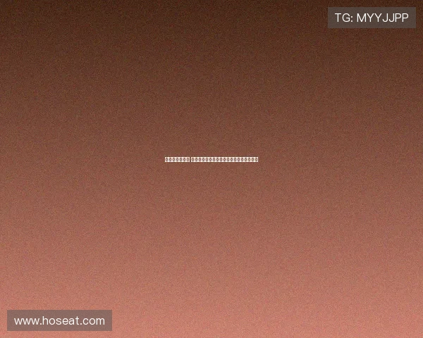 明日国歌奏毕后 全场齐唱战歌《城市的勋章》展现爱国情怀